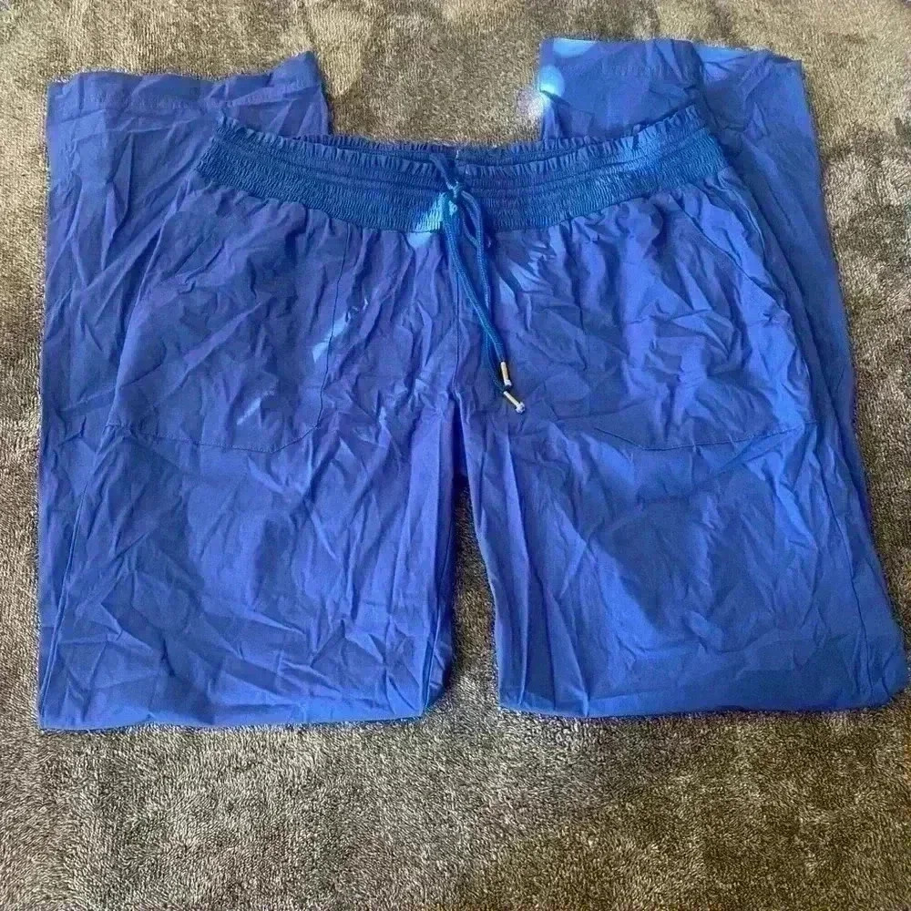 Cabana life light weight pants size small